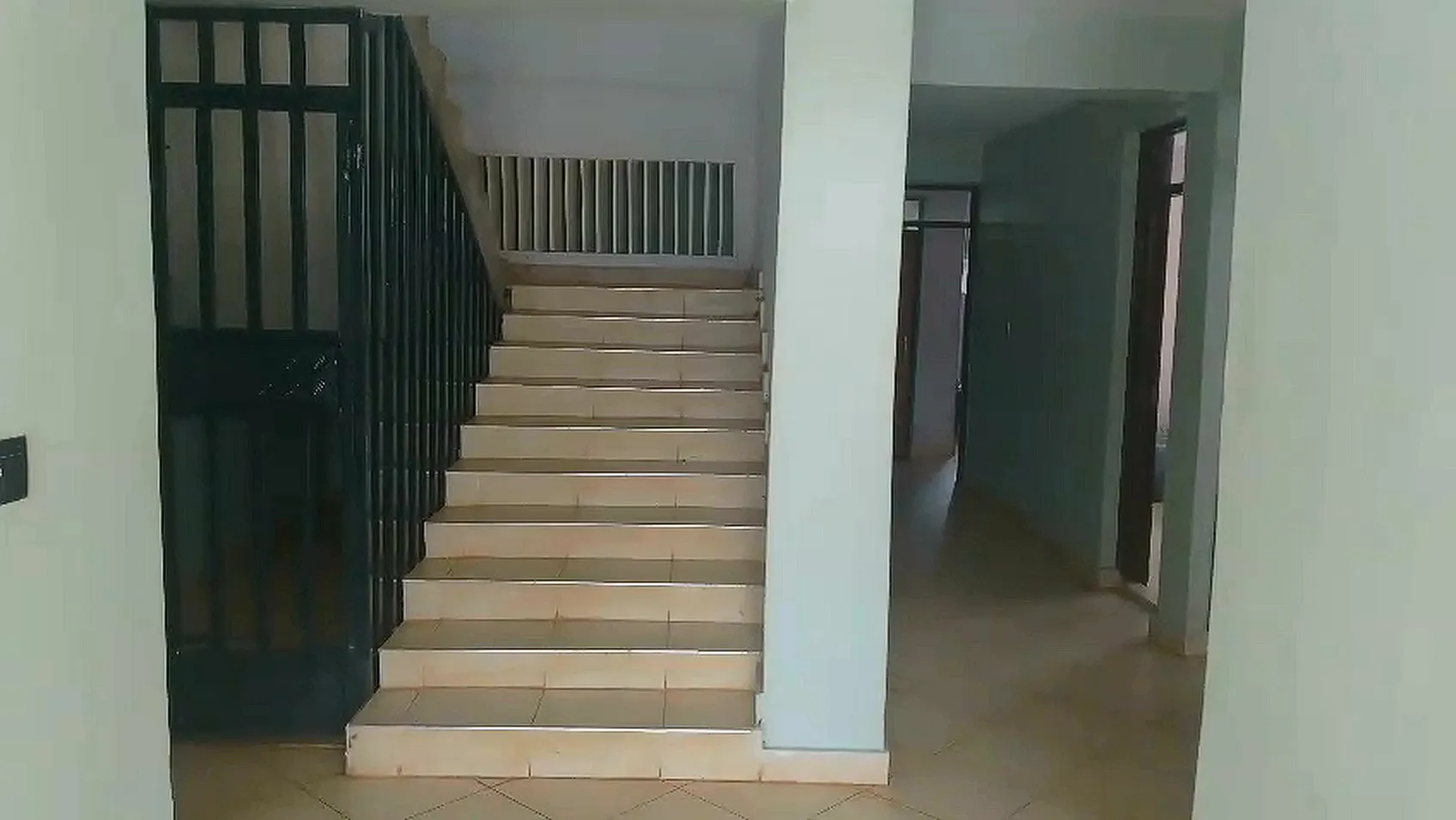 Stairwell and corridor inside the second guest block